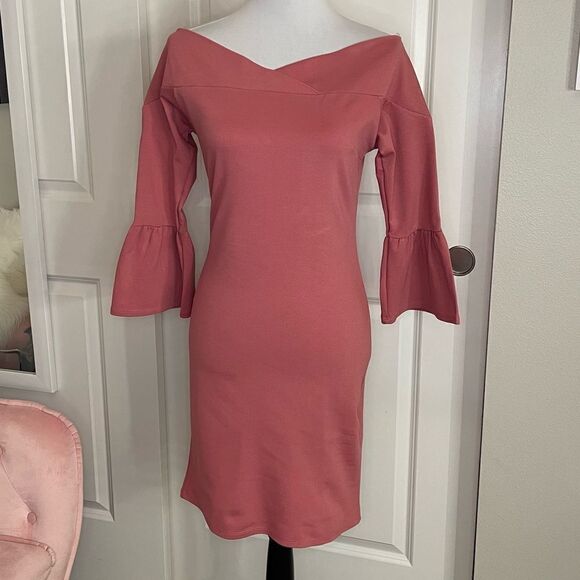 In Style Dusty Rose Off The Shoulder Body Con Dress size Large - Picture 13 of 13
